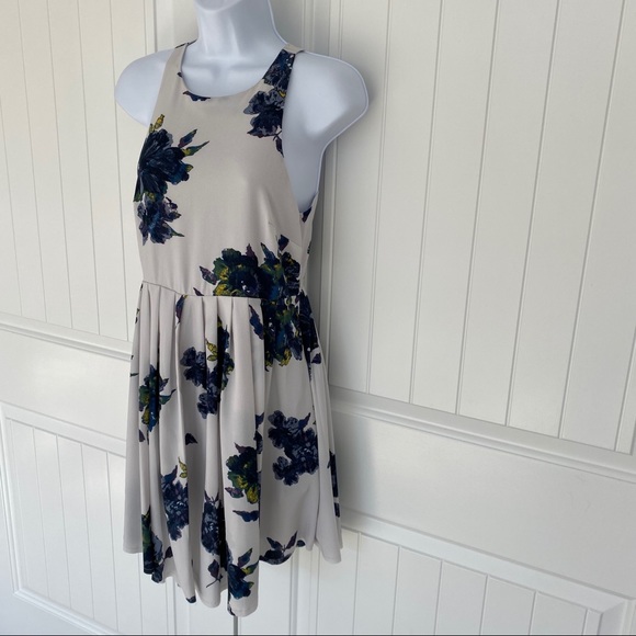 Free People boho floral flowy dress size small - Picture 3 of 6